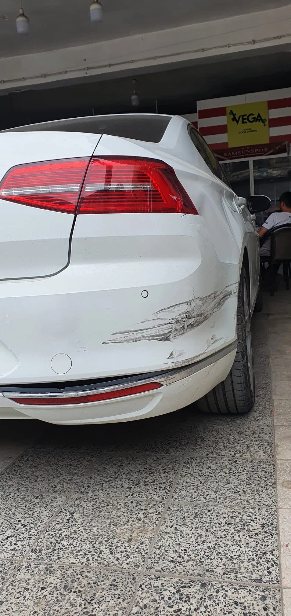 Volkswagen kapı onarımı